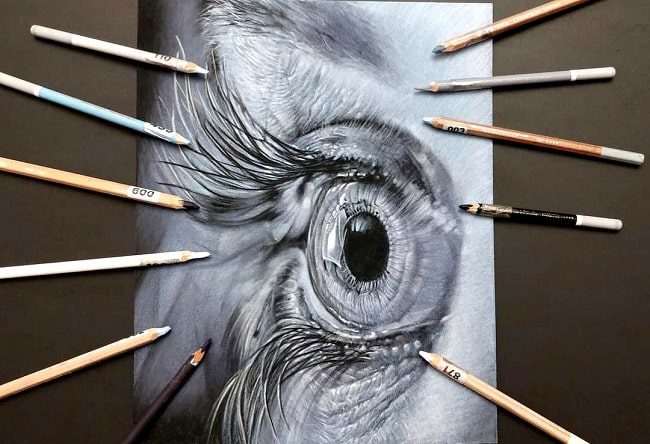 Corso di Disegno iperrealista con pastelli colorati: l'Occhio in bianco e nero