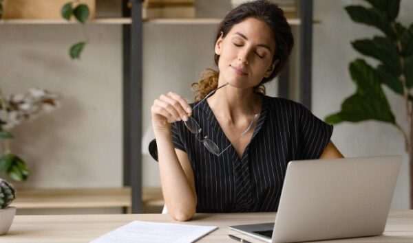 Tecniche di rilassamento e mindfulness in ufficio